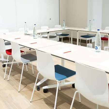 Ibis 3*