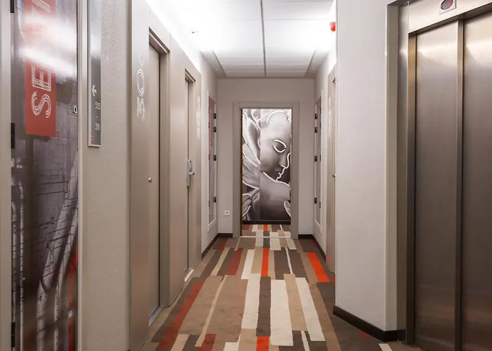 Ibis 3*