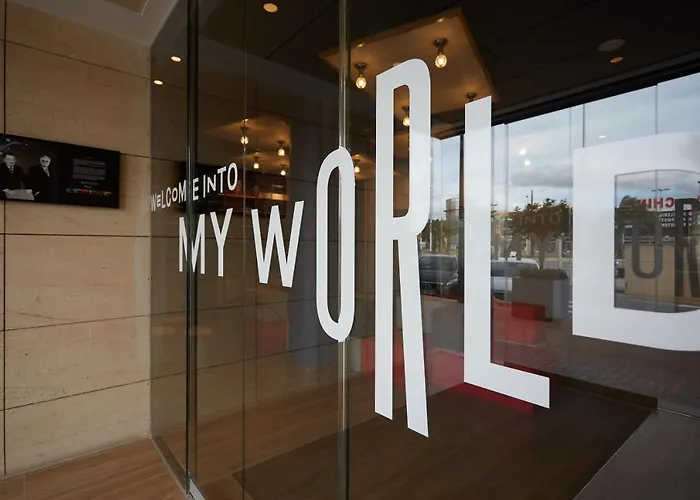 Ibis Hotel 3*