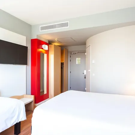 Ibis 3* Elche