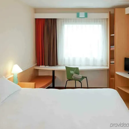 Ibis Hotel