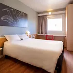 Ibis 3* Elx