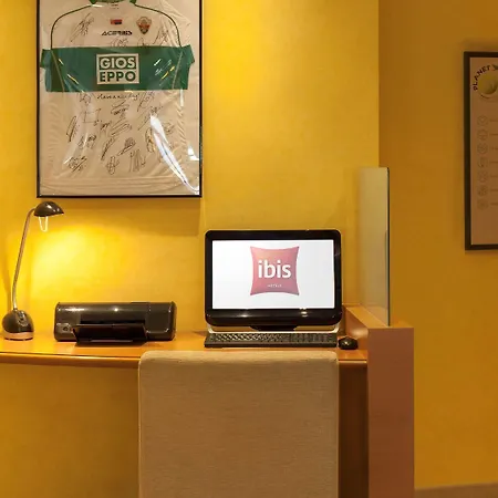 Ibis 호텔