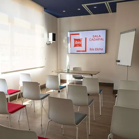 Ibis 3* Elx