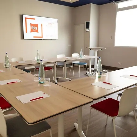 Ibis 3*