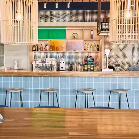 Ibis Hotel 3*