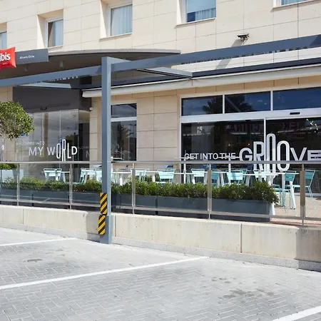 Ibis Hotel 3*